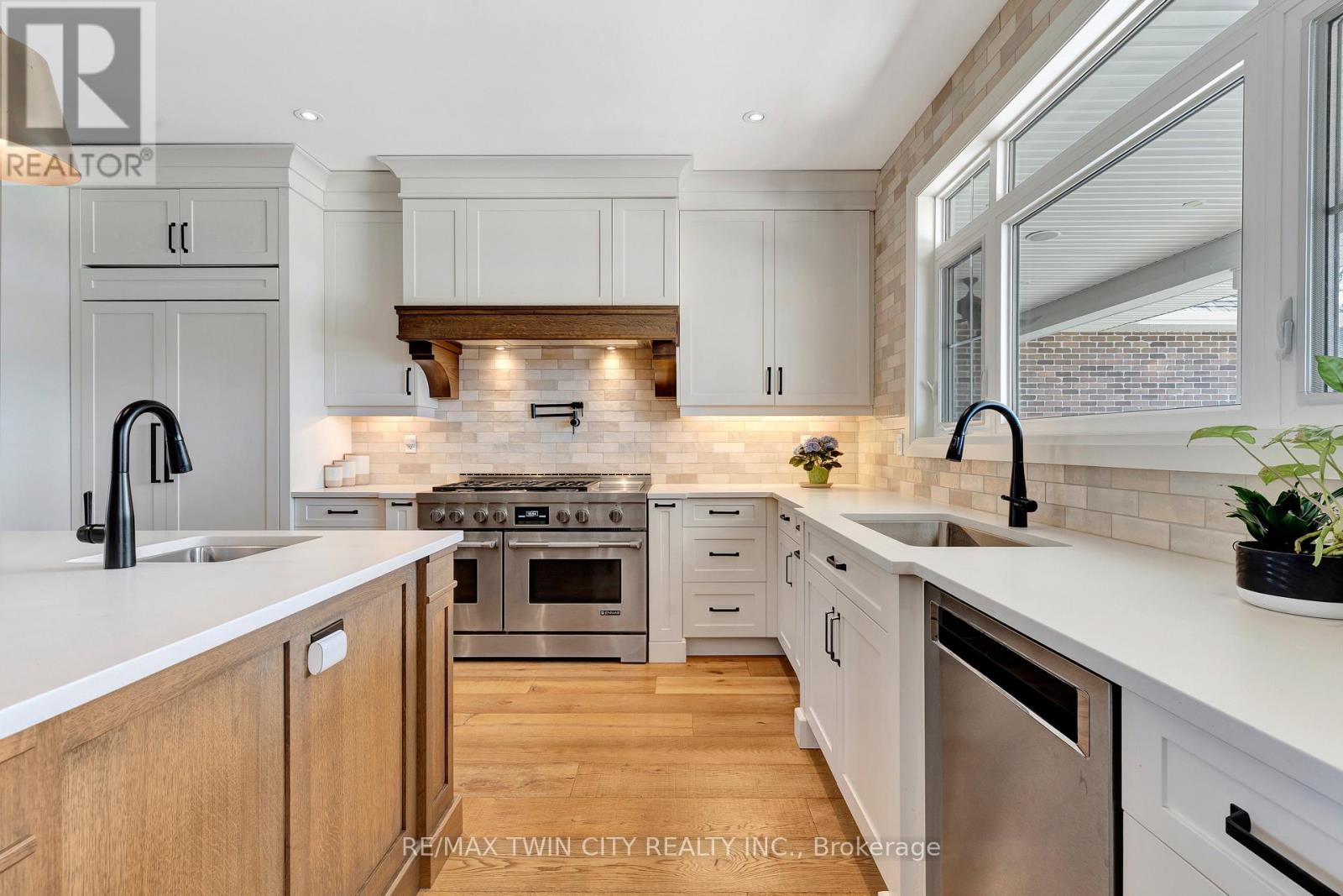 42 Parsonage Road, Hamilton, Ontario  N3T 5M1 - Photo 10 - X12990940