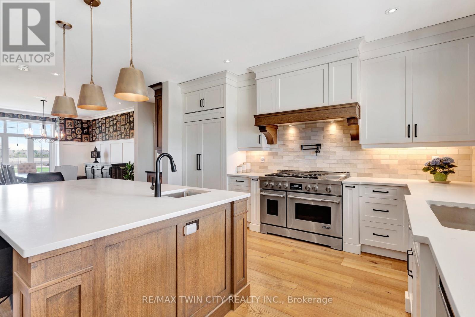 42 Parsonage Road, Hamilton, Ontario  N3T 5M1 - Photo 11 - X12990940