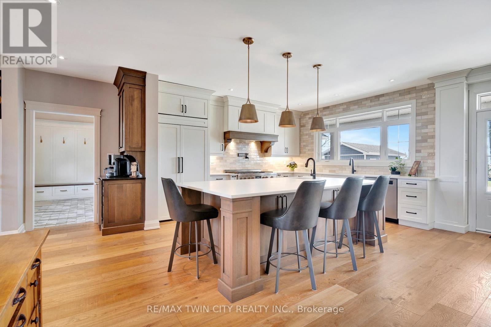 42 Parsonage Road, Hamilton, Ontario  N3T 5M1 - Photo 9 - X12990940