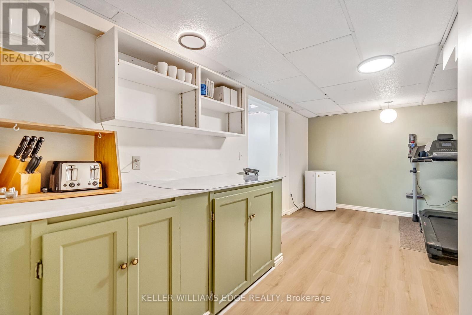 70 Strawberry Drive, Hamilton, Ontario  L8E 4R4 - Photo 37 - X12990948