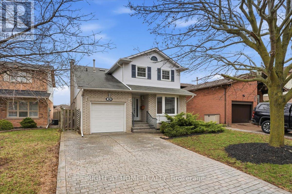 26 ELLINGTON AVENUE, Hamilton, Ontario