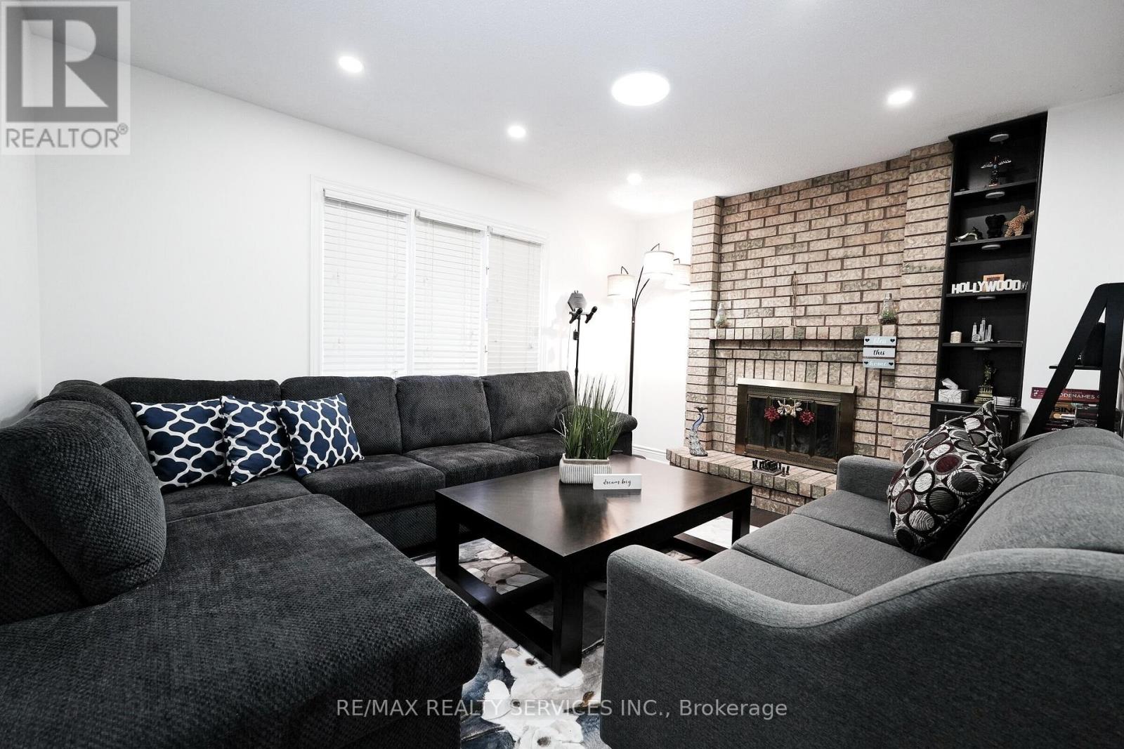 8 Yeoman Drive, Brantford, Ontario  N3R 7S8 - Photo 16 - X12991010