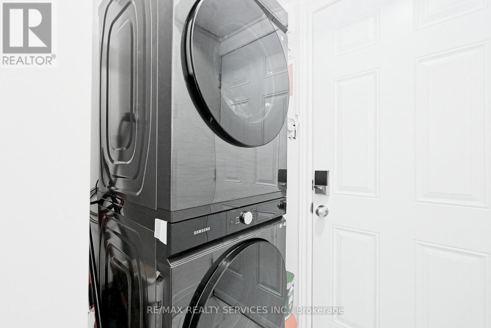 8 Yeoman Drive, Brantford, Ontario  N3R 7S8 - Photo 20 - X12991010