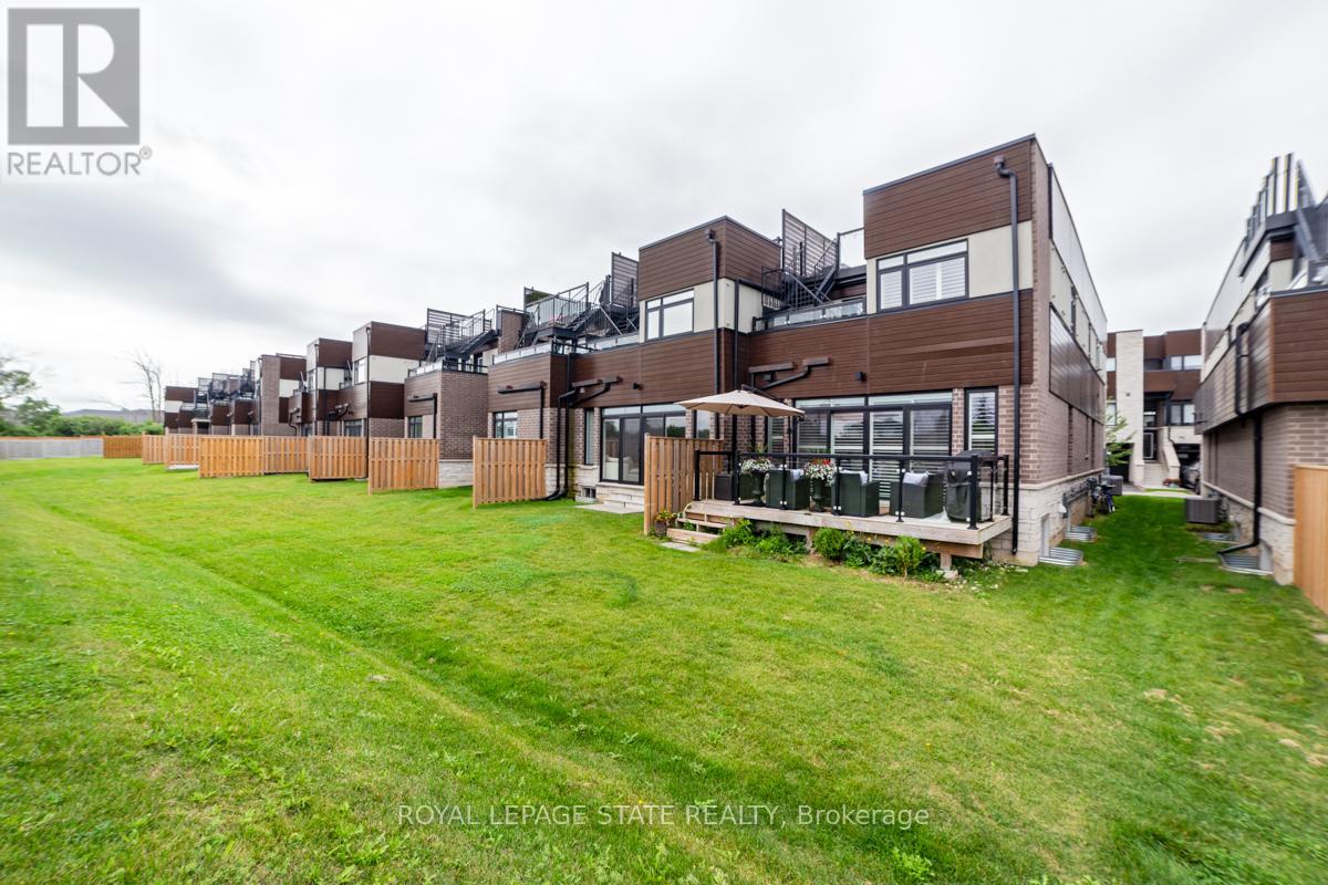 22 - 35 Midhurst Heights, Hamilton, Ontario  L8J 0K9 - Photo 37 - X12991056