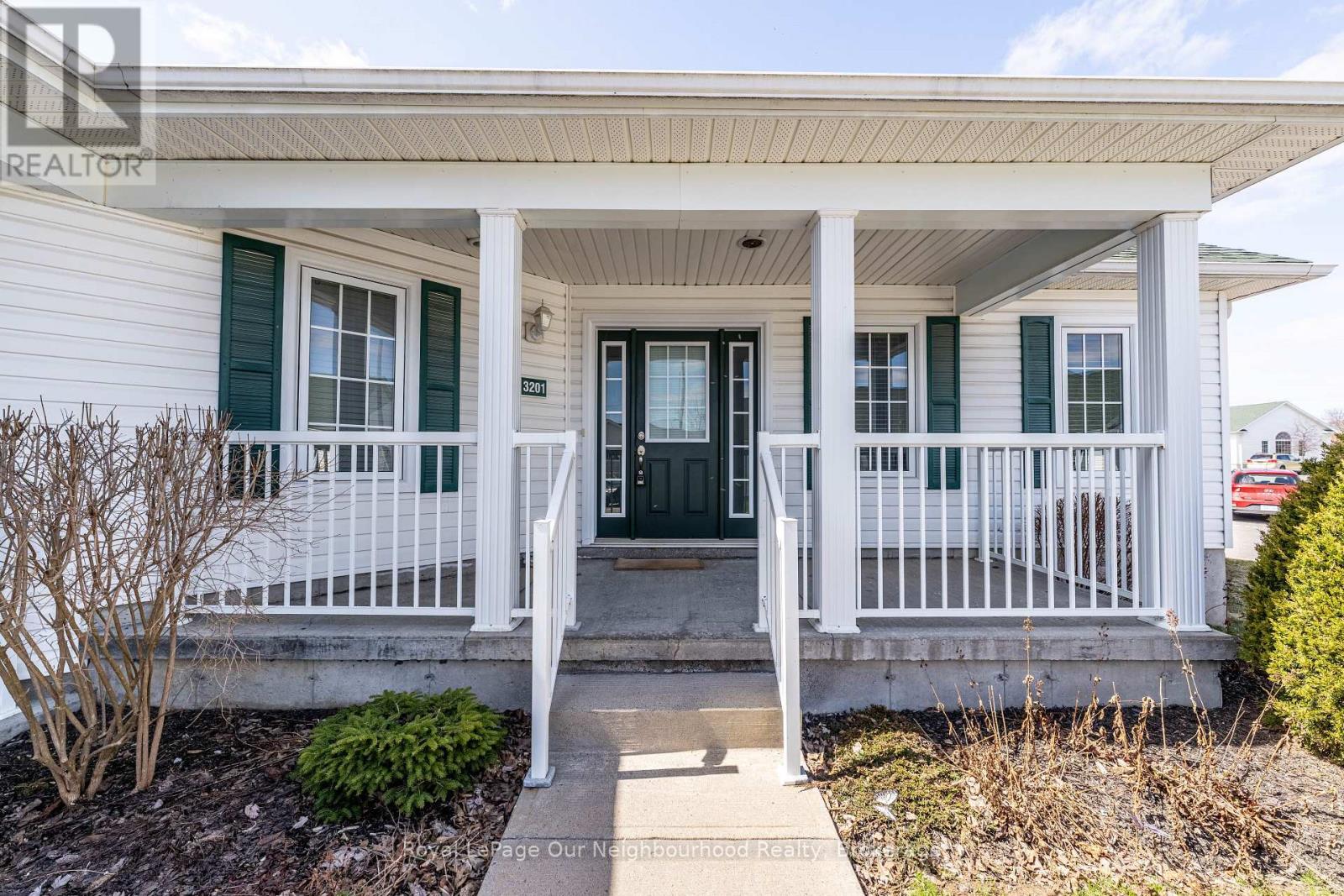 3201 - 300 Croft Street, Port Hope, Ontario  L1A 0E1 - Photo 2 - X12631392