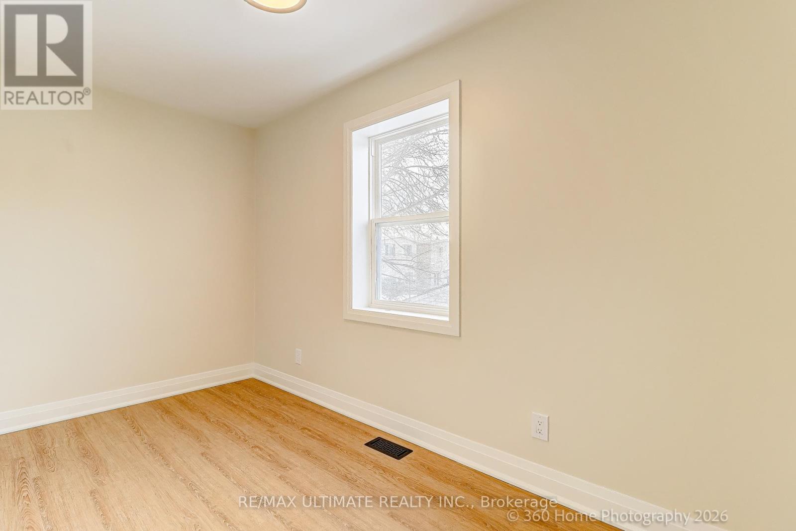 53 Virginia Avenue, Toronto, Ontario  M4C 3H3 - Photo 10 - E12831602