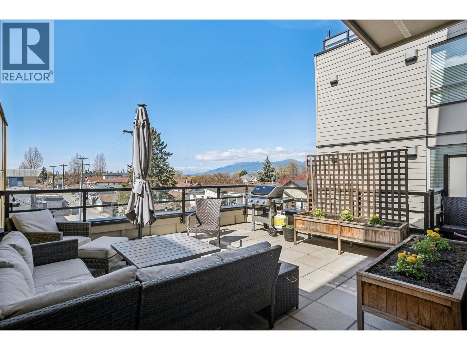 205 2889 E 1st Avenue, Vancouver, British Columbia V5M 0G2 - Photo 10 - R3110261