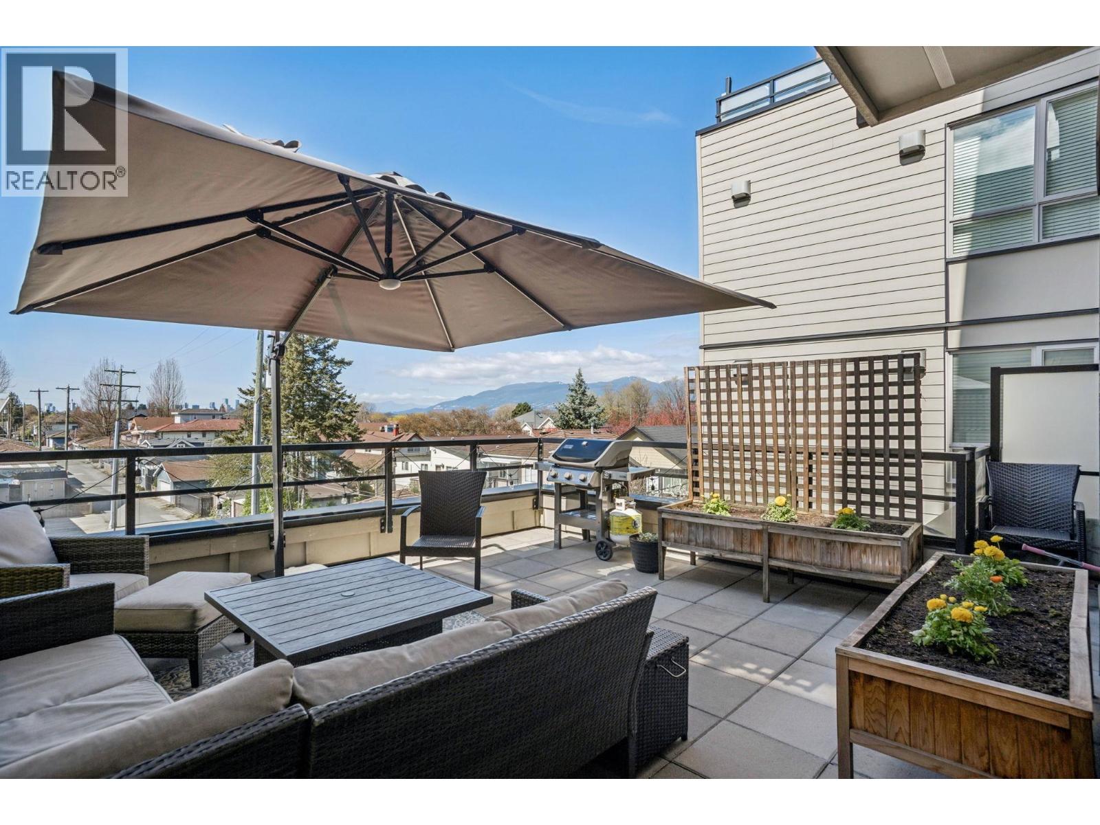 205 2889 E 1st Avenue, Vancouver, British Columbia V5M 0G2 - Photo 9 - R3110261