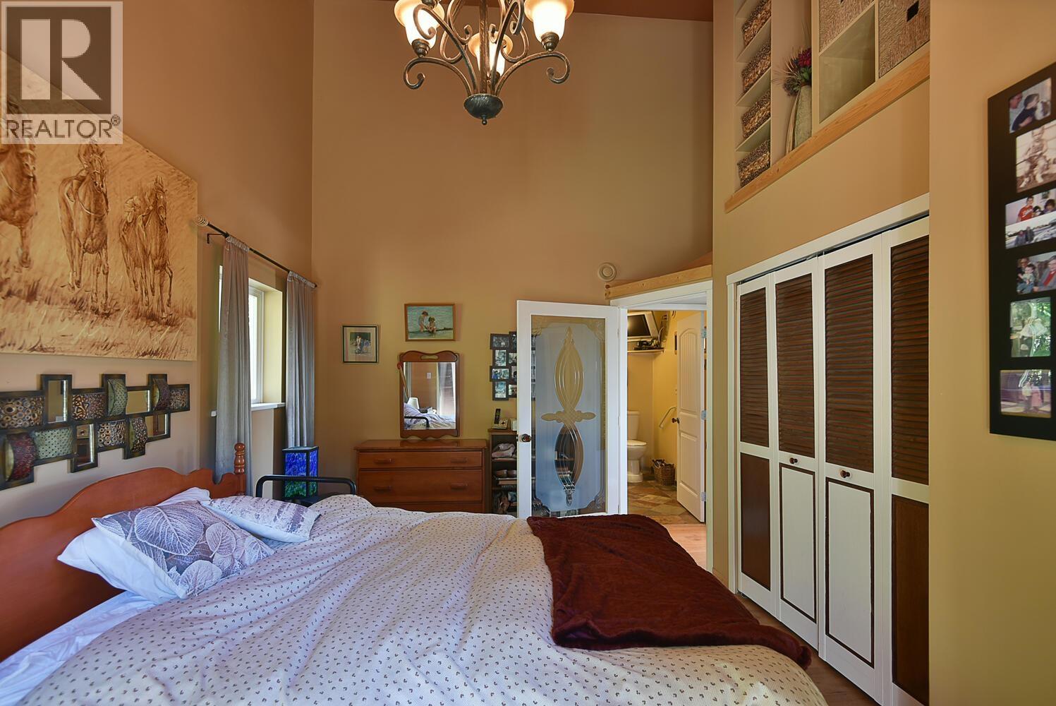 6508 Lynnwood Court, Sechelt, British Columbia  V7Z 0S9 - Photo 12 - R3110254