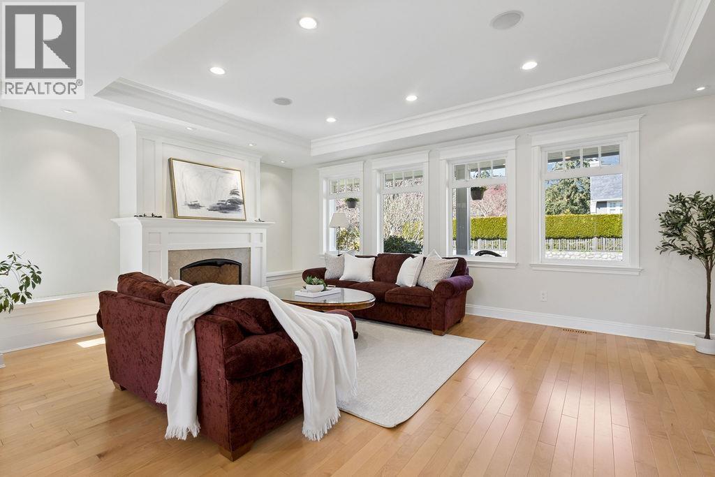 991 Hampshire Road, North Vancouver, British Columbia  V7R 1V1 - Photo 11 - R3110258