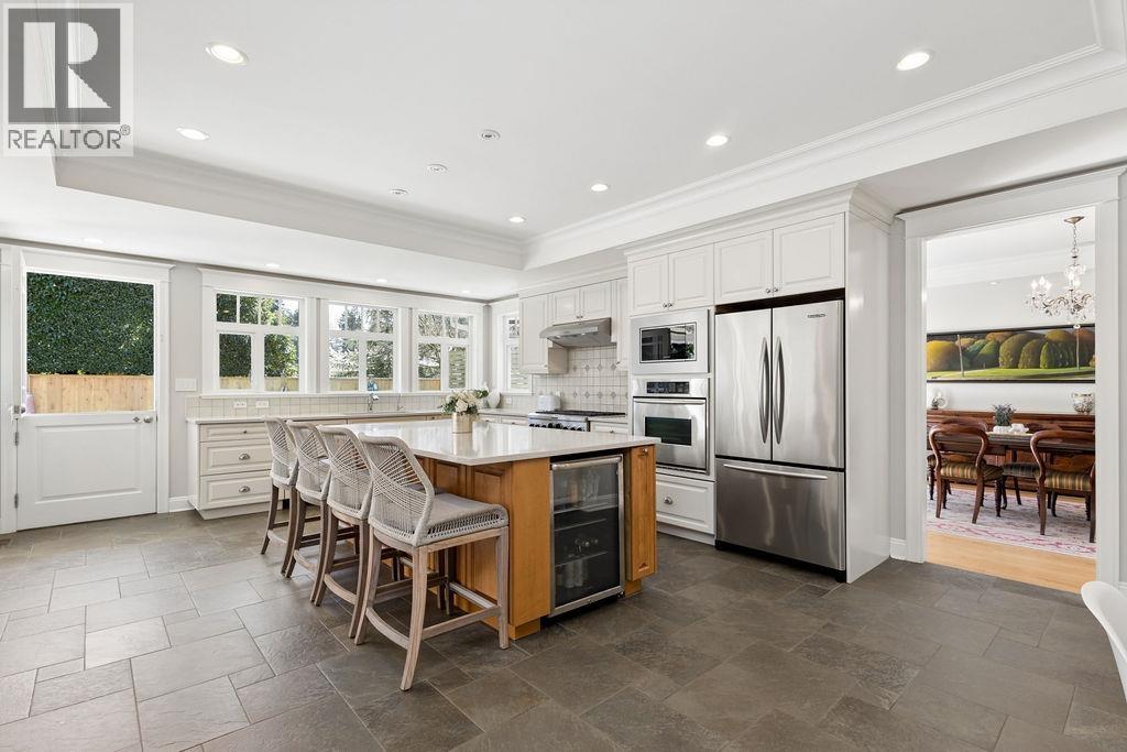 991 Hampshire Road, North Vancouver, British Columbia  V7R 1V1 - Photo 14 - R3110258