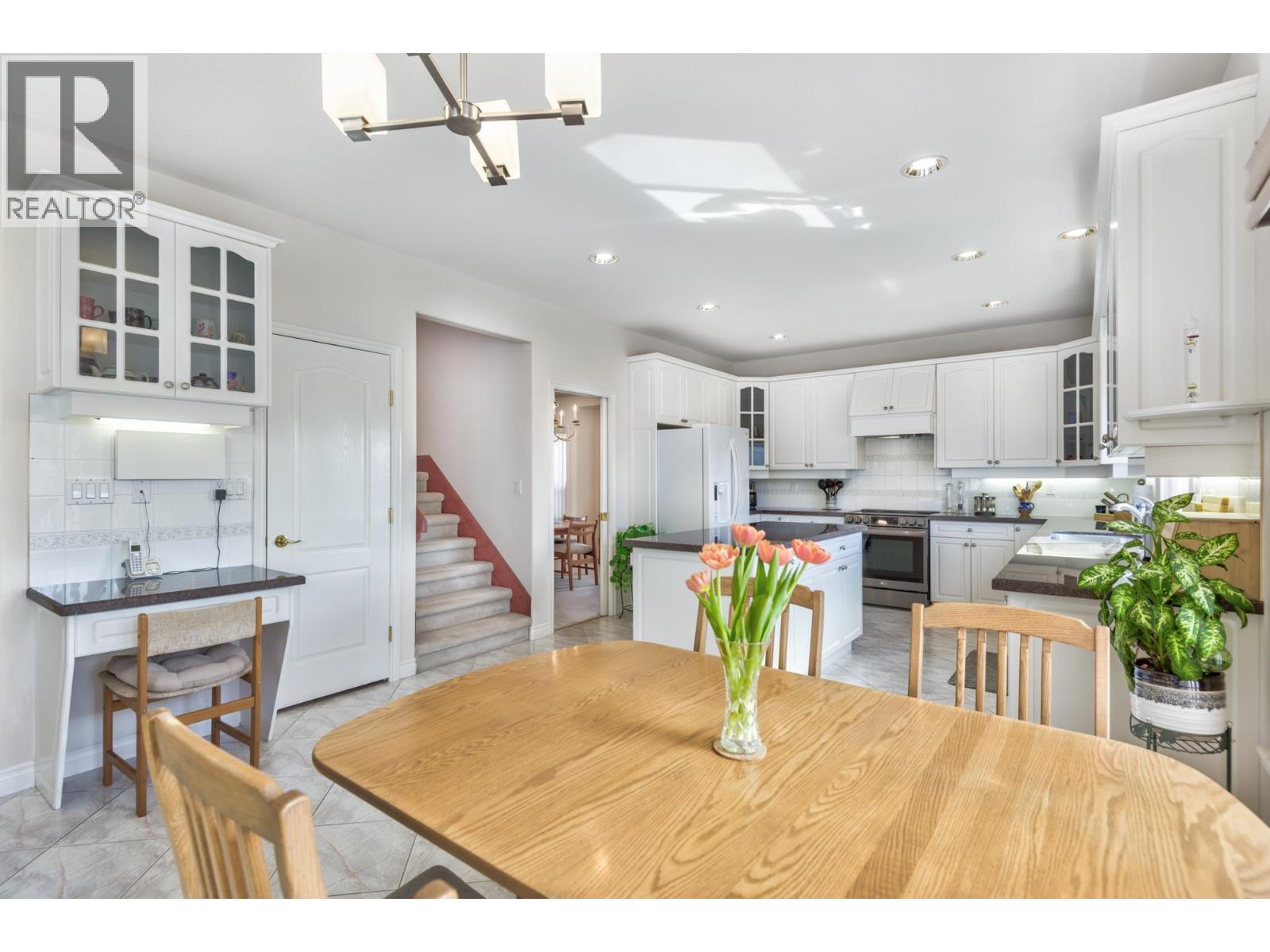 3102 Fisher Court, Coquitlam, British Columbia  V3E 2R8 - Photo 10 - R3110266