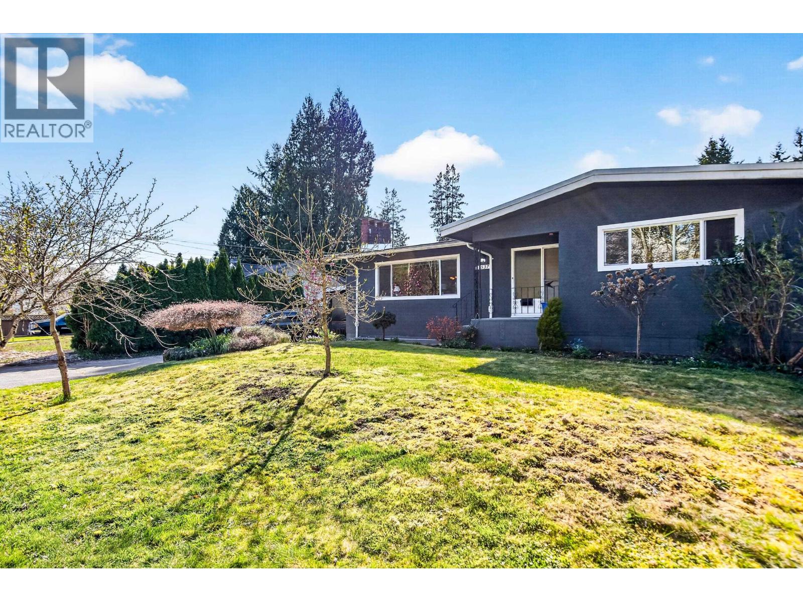 11537 WOOD STREET, Maple Ridge, British Columbia