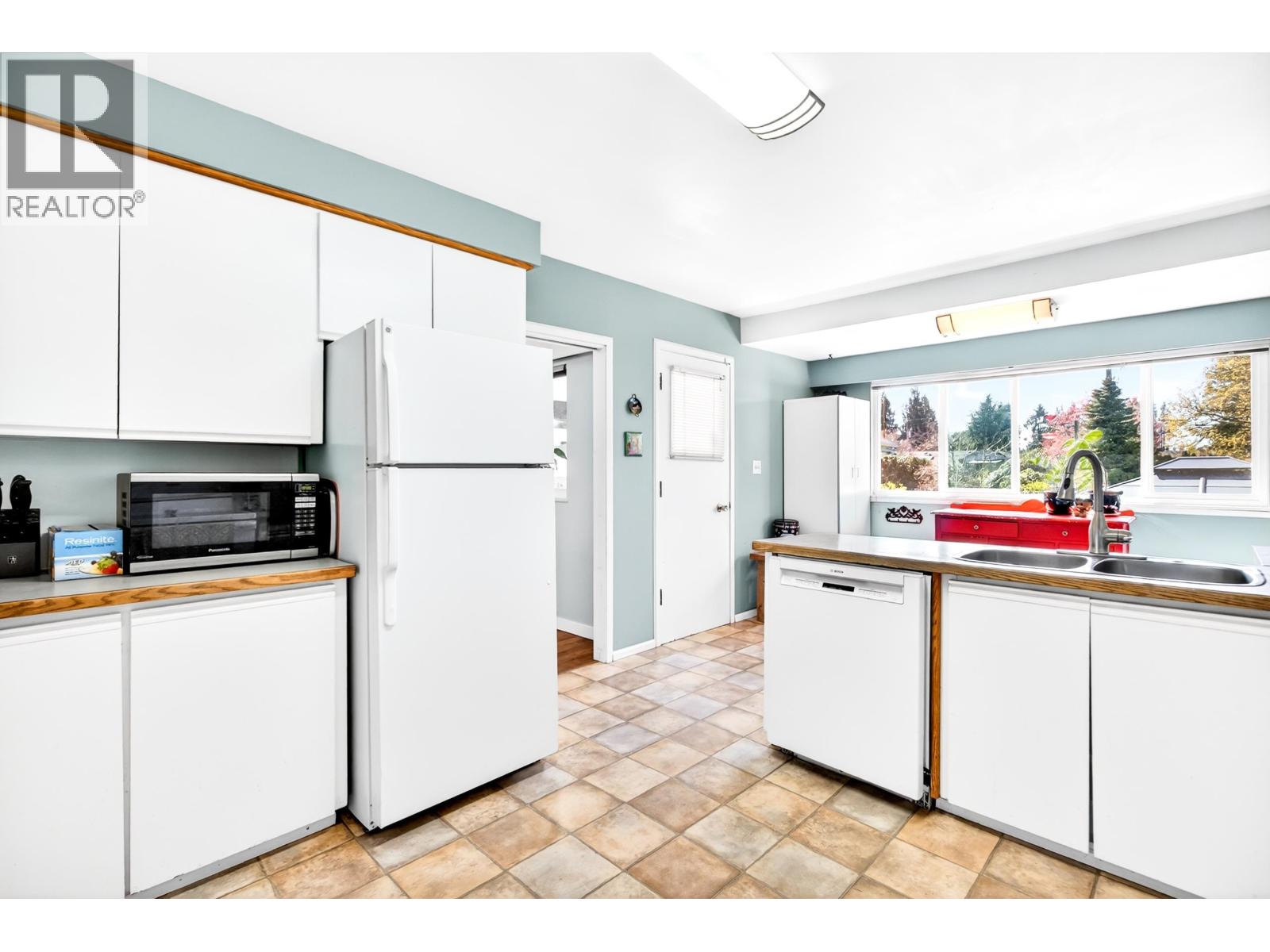 11537 Wood Street, Maple Ridge, British Columbia  V2X 5A1 - Photo 11 - R3110280