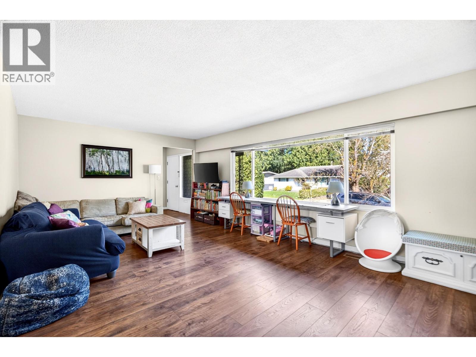 11537 Wood Street, Maple Ridge, British Columbia  V2X 5A1 - Photo 4 - R3110280