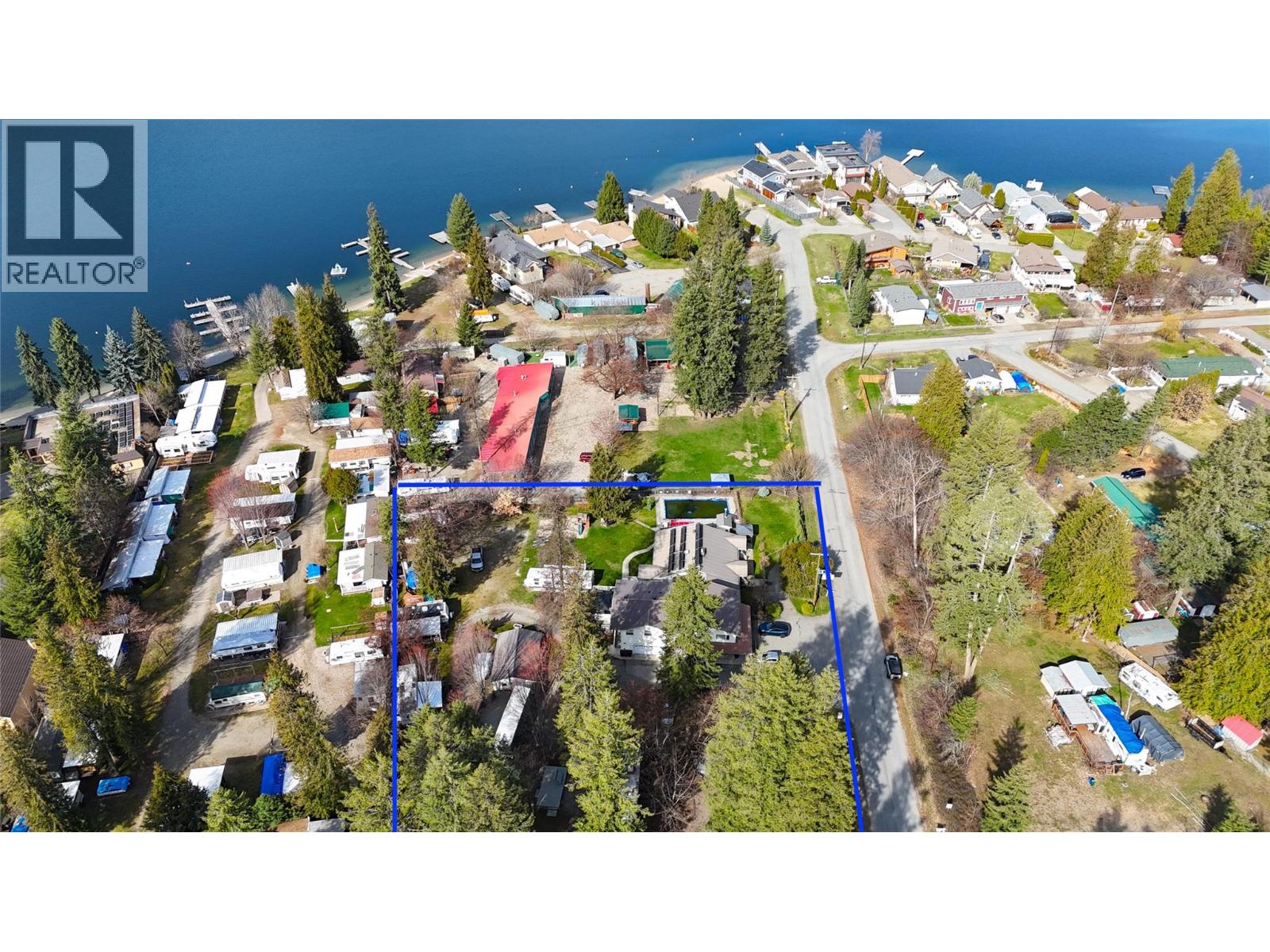 61 Kingsley Road, Christina Lake, British Columbia  V0H 1E2 - Photo 2 - 10382271