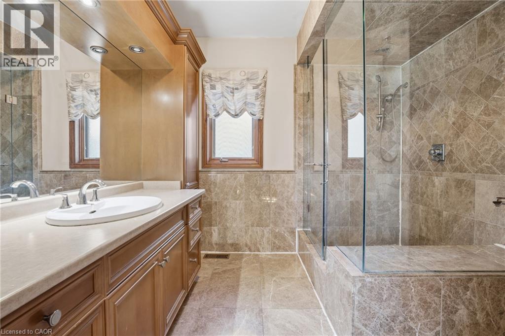 4 Lakeside Drive, Stoney Creek, Ontario  L8E 5C1 - Photo 17 - 40798027