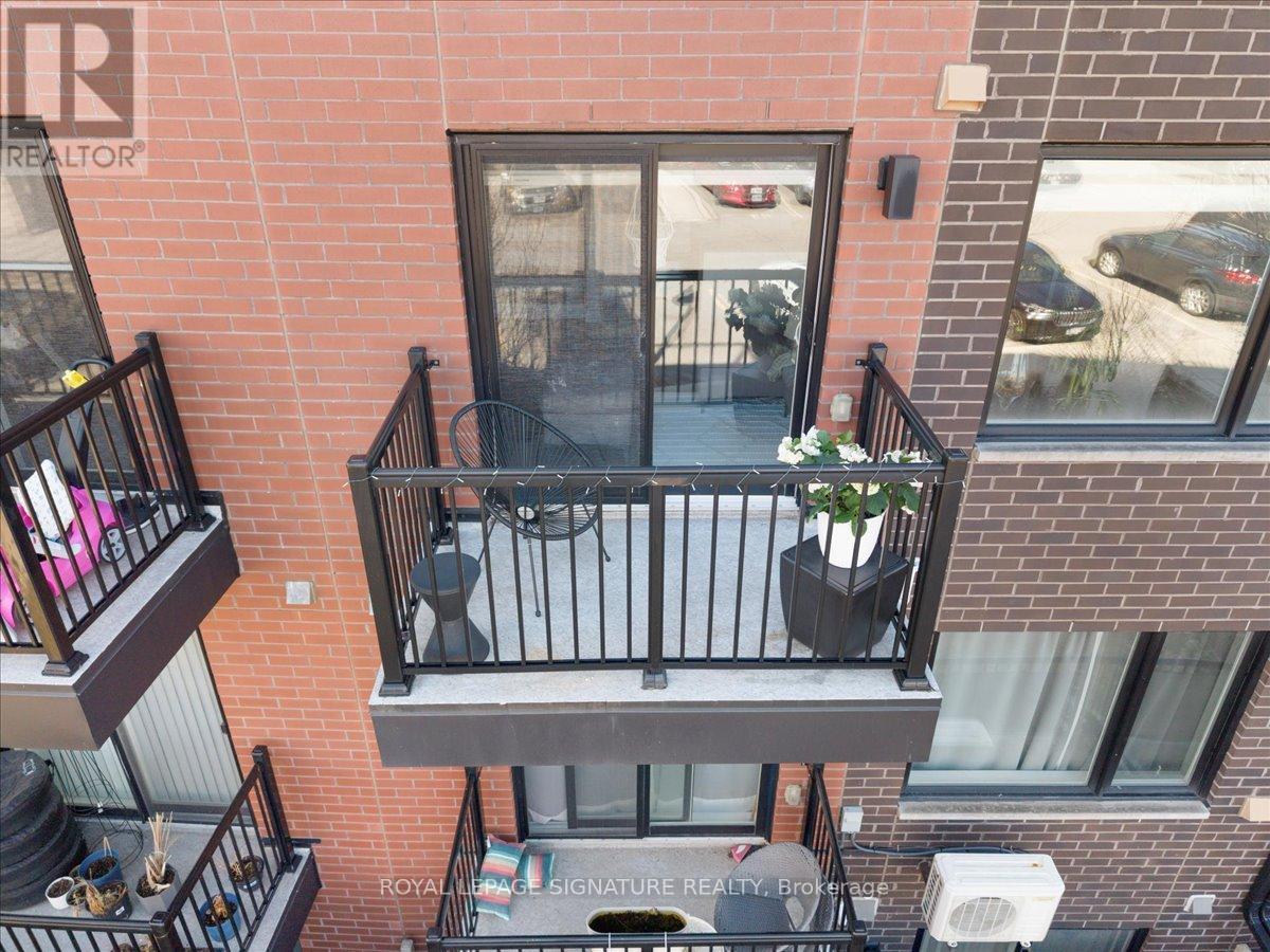 8 - 181 William Duncan Road, Toronto, Ontario  M3K 0B7 - Photo 17 - W12989570