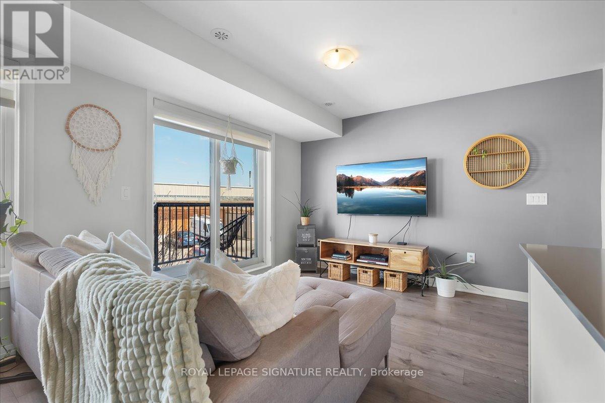 8 - 181 William Duncan Road, Toronto, Ontario  M3K 0B7 - Photo 13 - W12989570