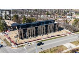 854 DOON VILLAGE Road Unit# 6, Kitchener, Ontario