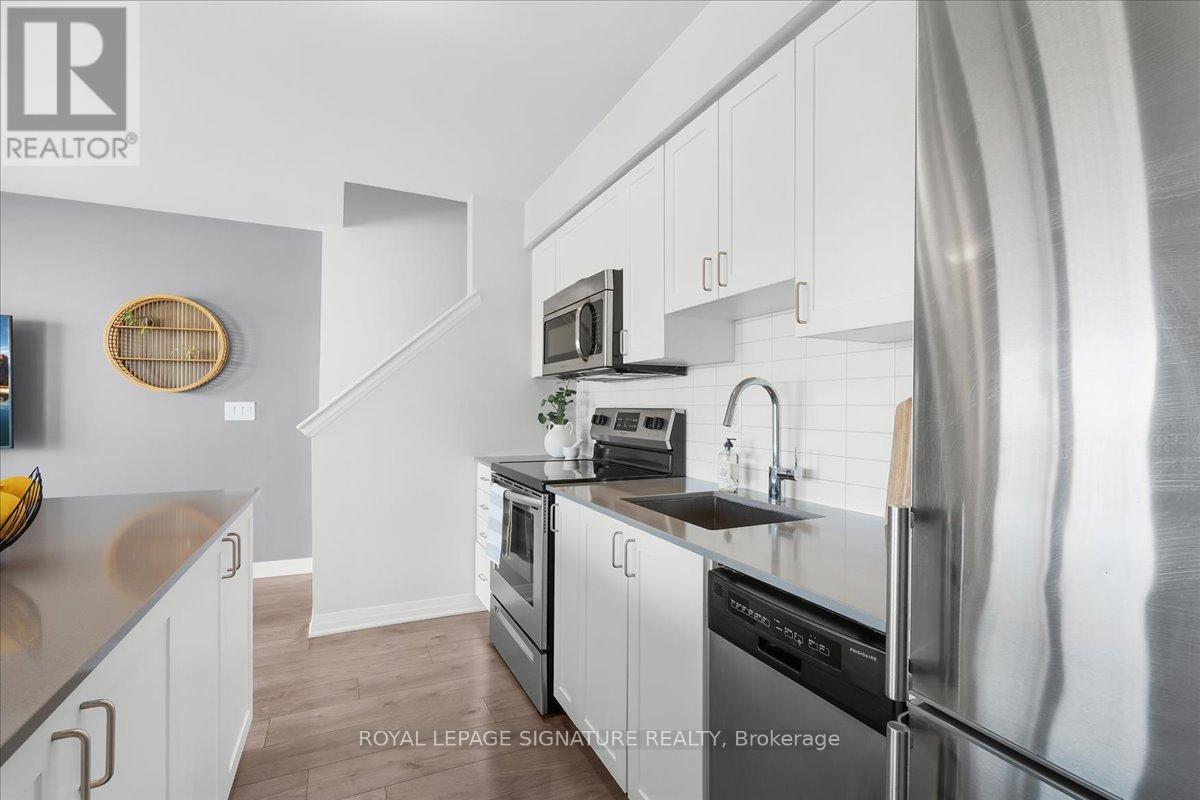 8 - 181 William Duncan Road, Toronto, Ontario  M3K 0B7 - Photo 7 - W12989570