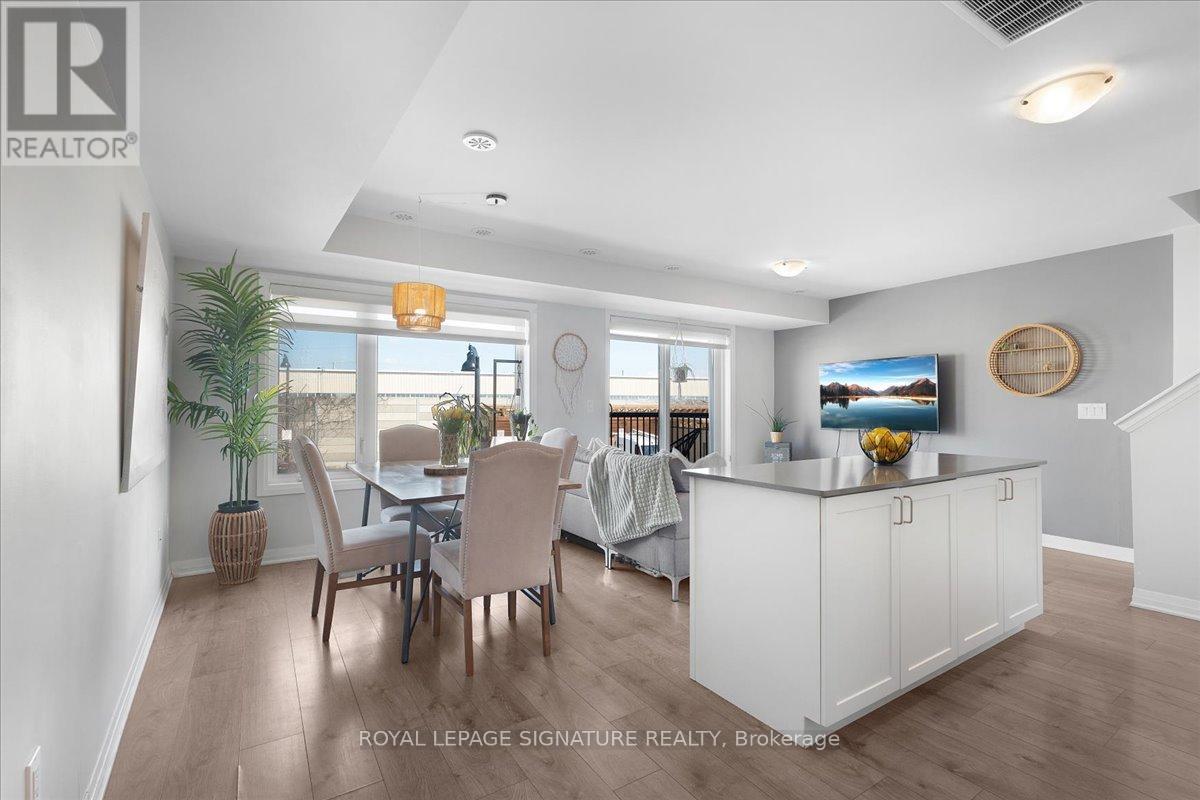 8 - 181 William Duncan Road, Toronto, Ontario  M3K 0B7 - Photo 3 - W12989570