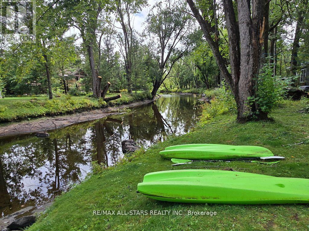 47 Kennedy Drive, Trent Lakes, Ontario  K0M 1A0 - Photo 2 - X12991164