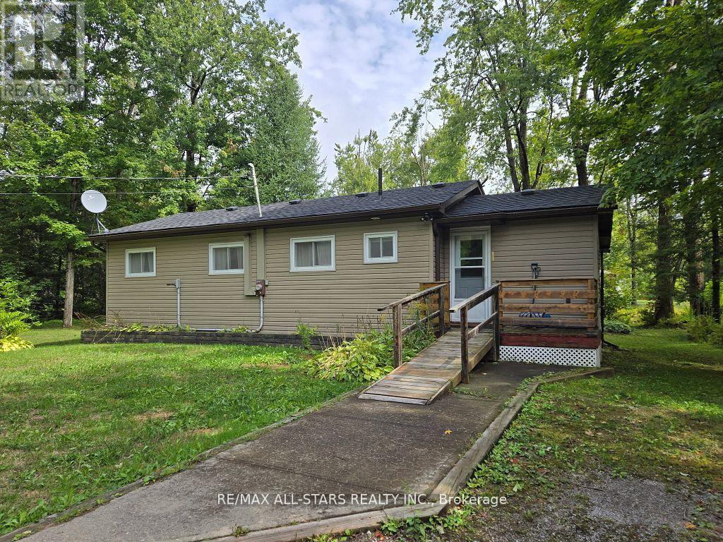 47 Kennedy Drive, Trent Lakes, Ontario  K0M 1A0 - Photo 3 - X12991164