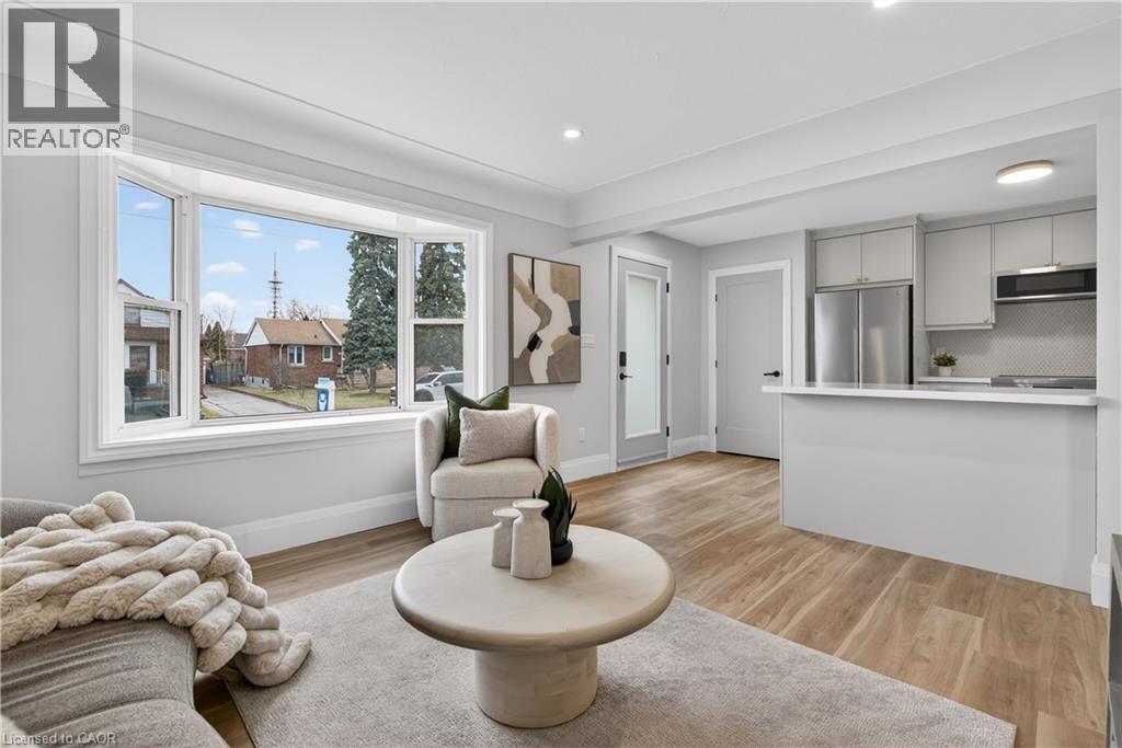 330 East 15th Street, Hamilton, Ontario  L9A 4G5 - Photo 6 - 40814987