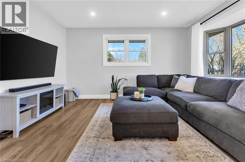 868 Grosvenor Street, Woodstock, Ontario  N4S 5H1 - Photo 3 - 40818644