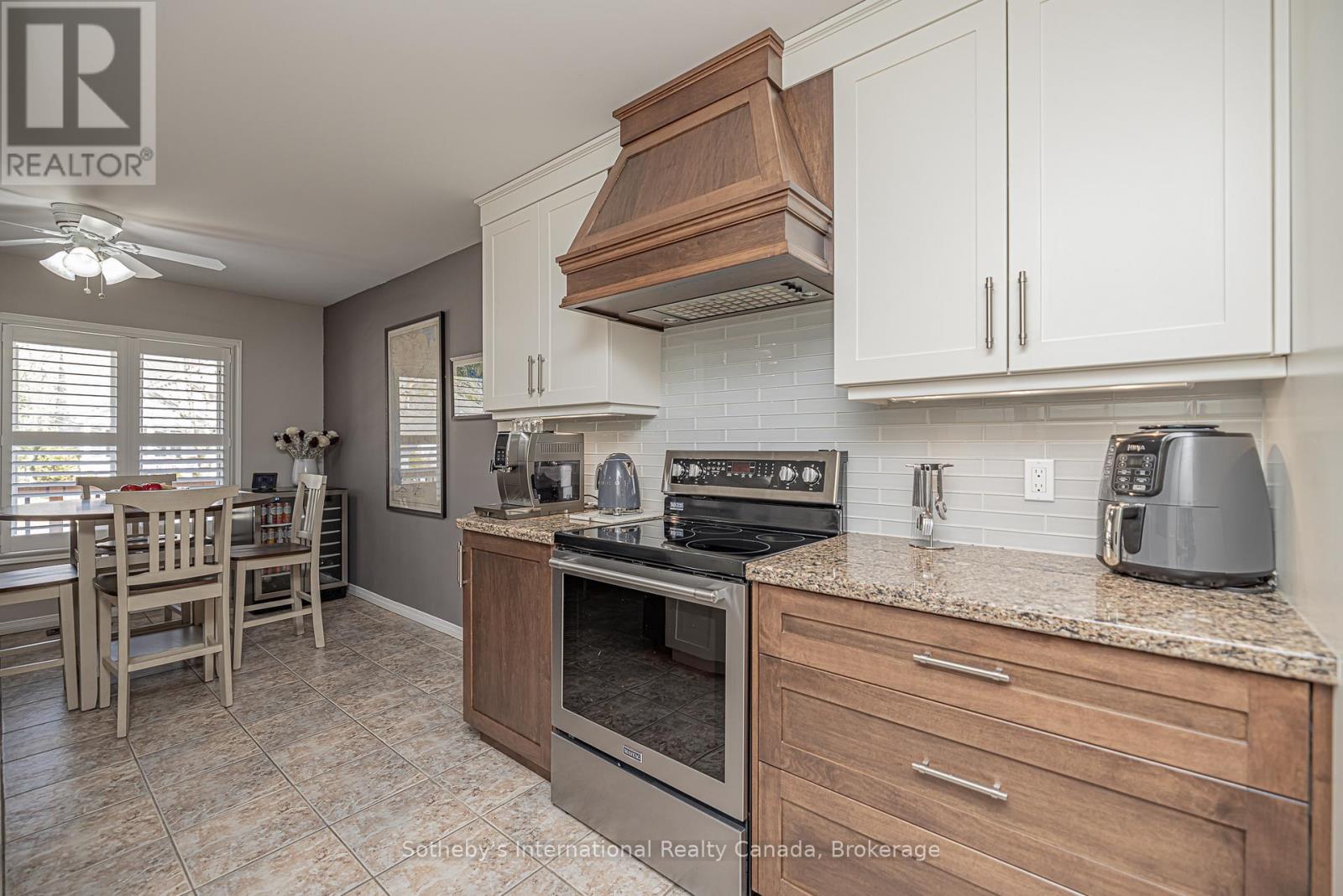 35 Pineridge Gate, Gravenhurst, Ontario  P1P 1Y4 - Photo 22 - X12991112