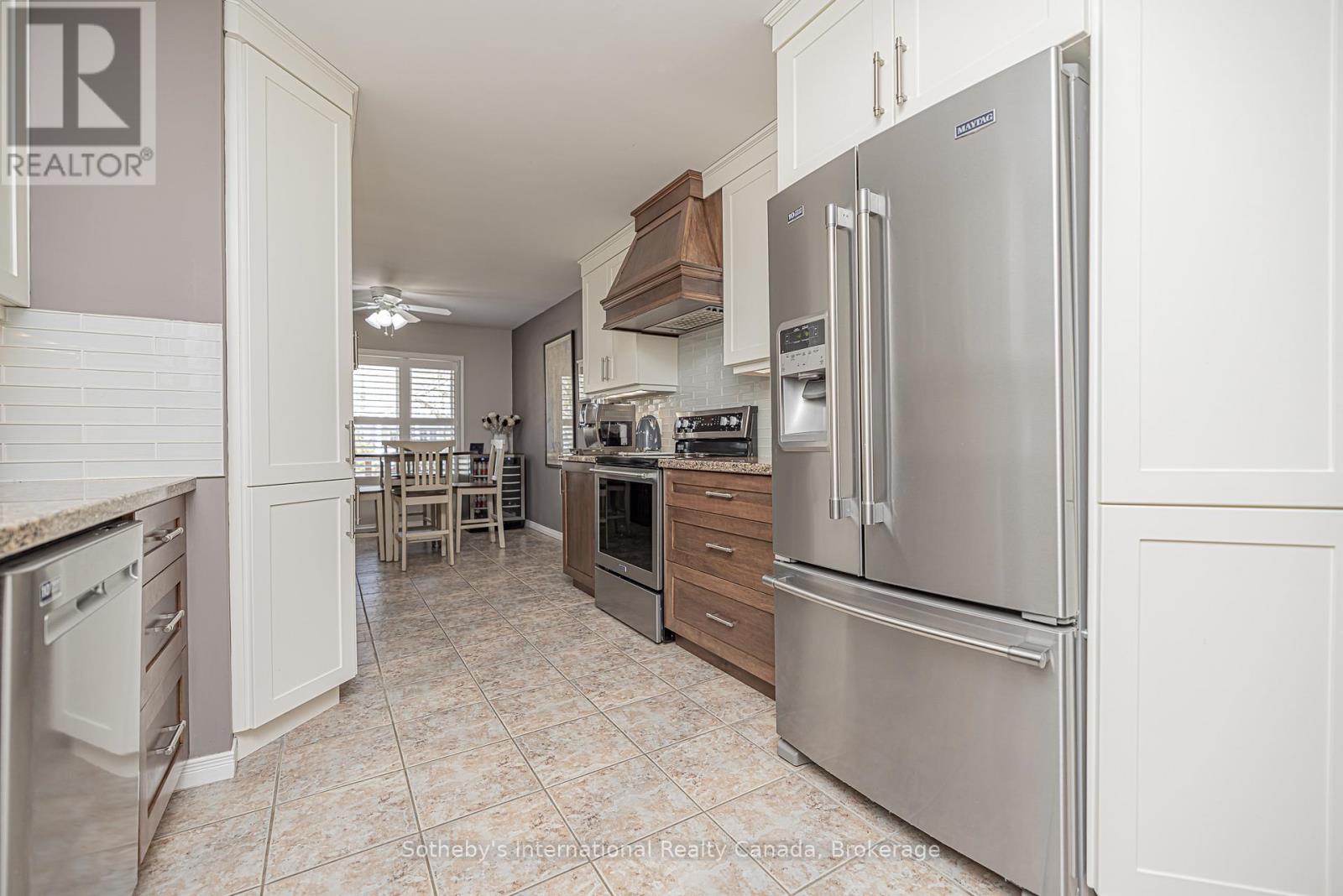 35 Pineridge Gate, Gravenhurst, Ontario  P1P 1Y4 - Photo 23 - X12991112