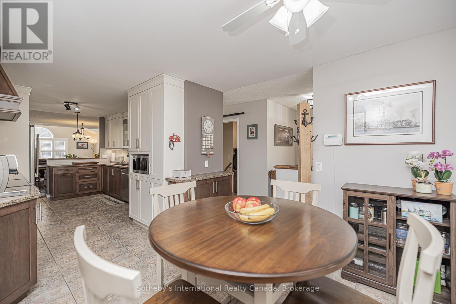 35 Pineridge Gate, Gravenhurst, Ontario  P1P 1Y4 - Photo 24 - X12991112