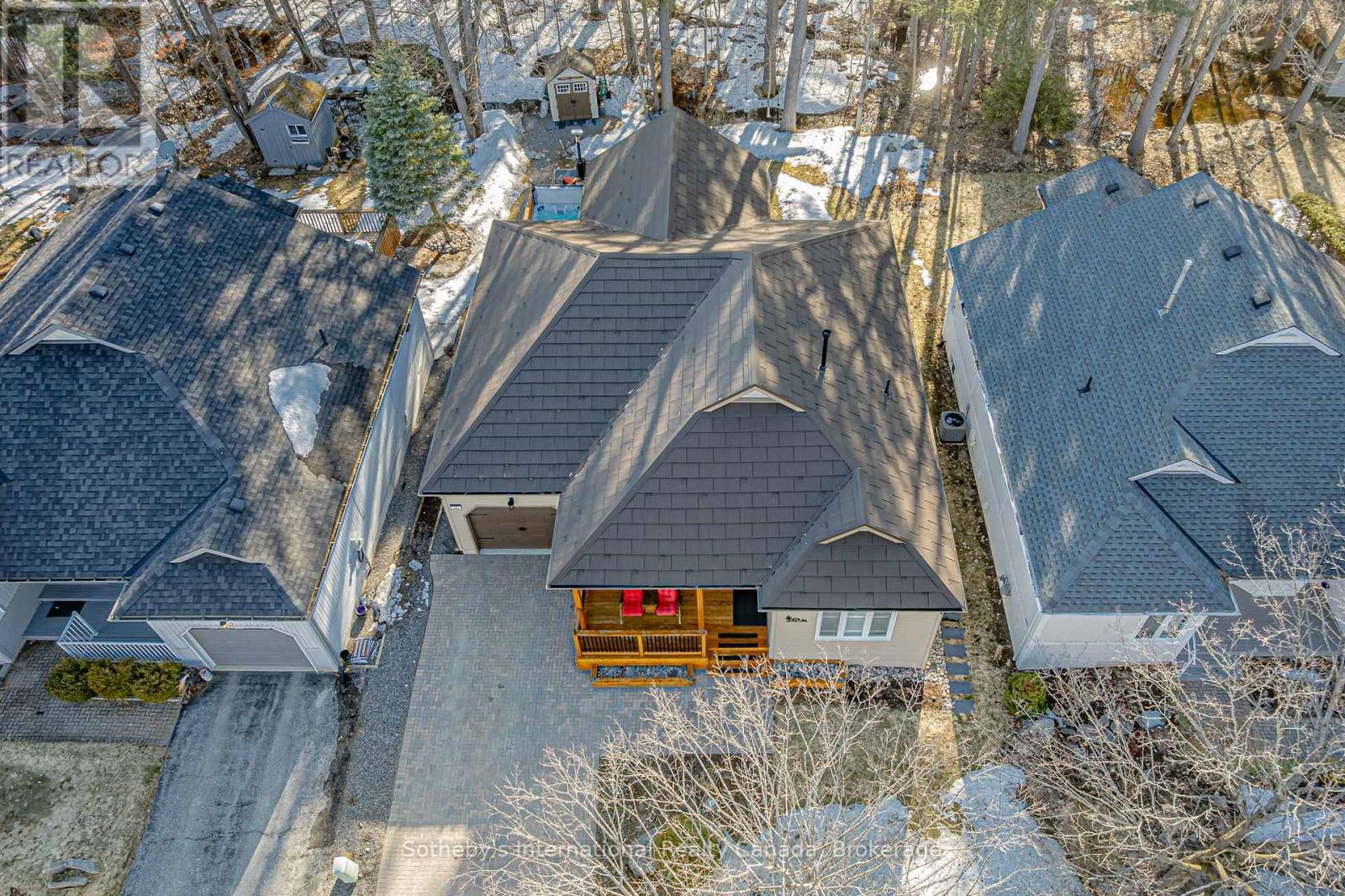 35 Pineridge Gate, Gravenhurst, Ontario  P1P 1Y4 - Photo 3 - X12991112