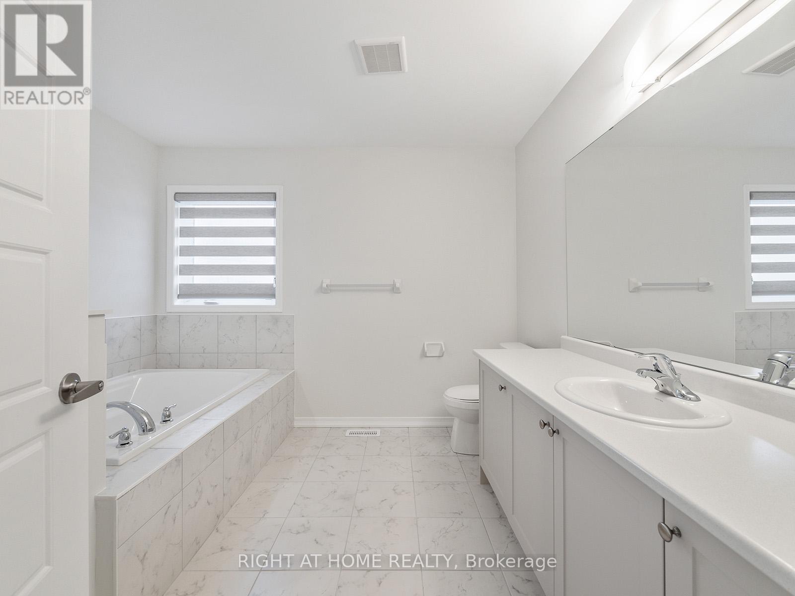 139 Munro Circle, Brantford, Ontario  N3T 5L5 - Photo 22 - X12987678