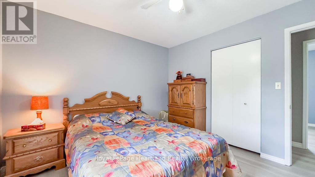 4 Ducharme Crescent, Bluewater, Ontario  N0M 1G0 - Photo 27 - X12991168