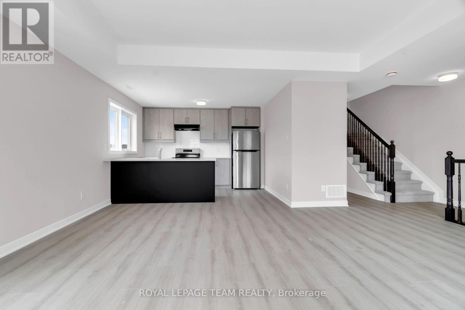 810 Parnian Private, Ottawa, Ontario  K2J 7K6 - Photo 6 - X12991128