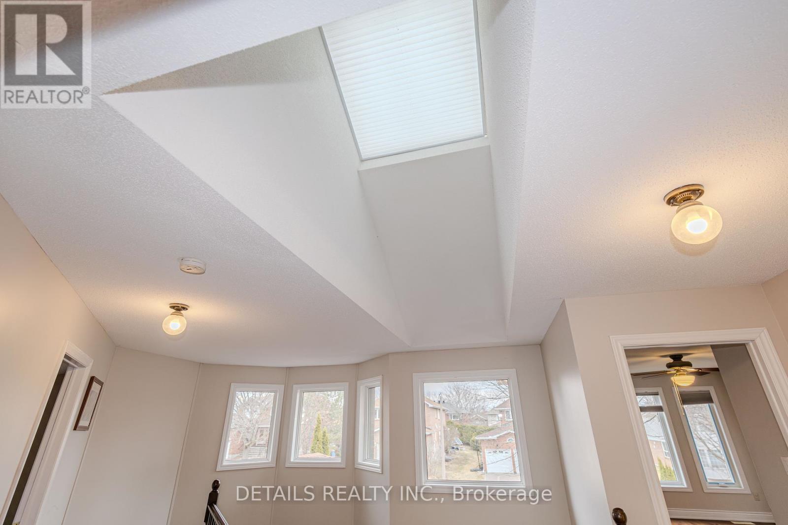 42 Rosenfeld Crescent, Ottawa, Ontario  K2K 2L2 - Photo 17 - X12991188