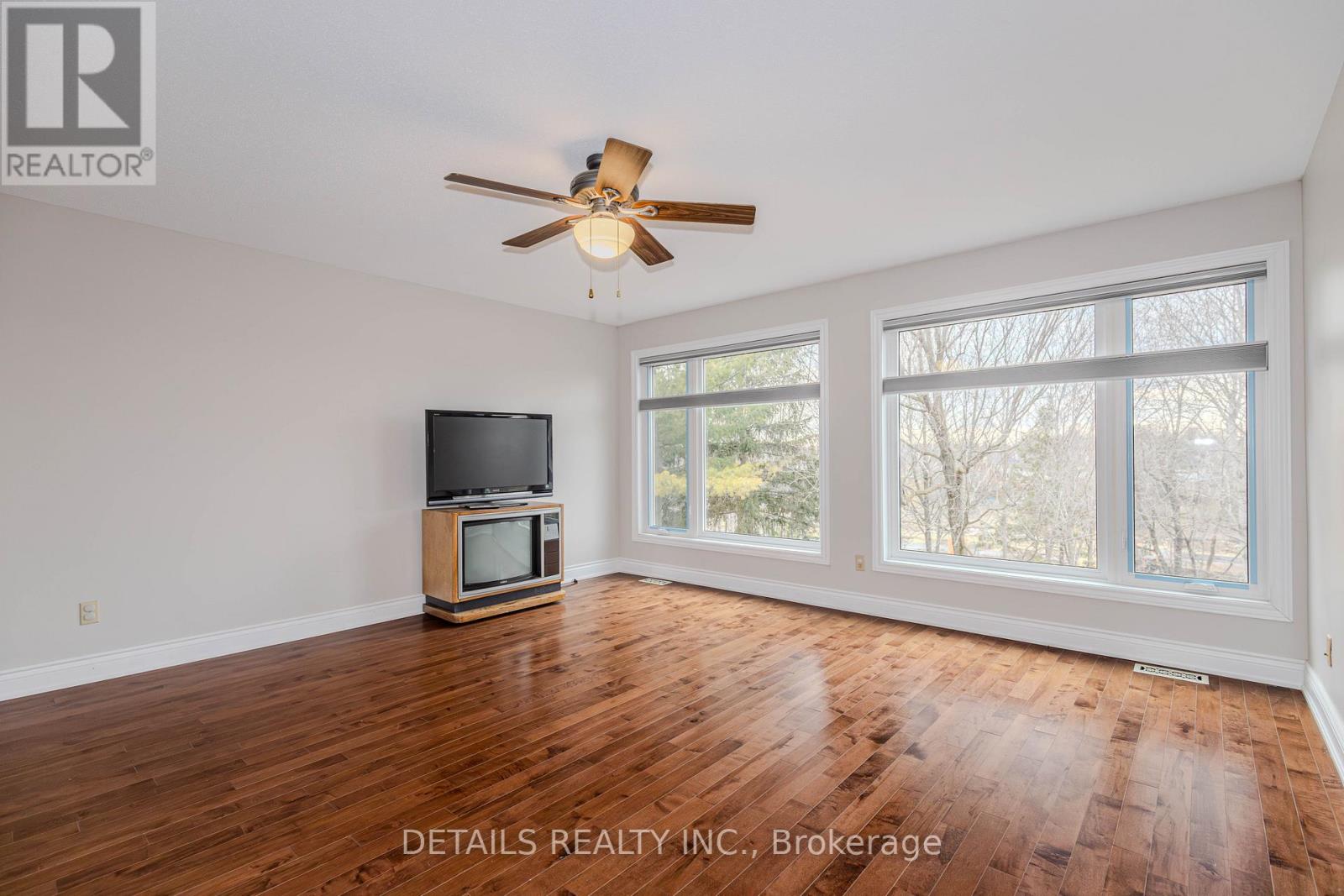 42 Rosenfeld Crescent, Ottawa, Ontario  K2K 2L2 - Photo 18 - X12991188