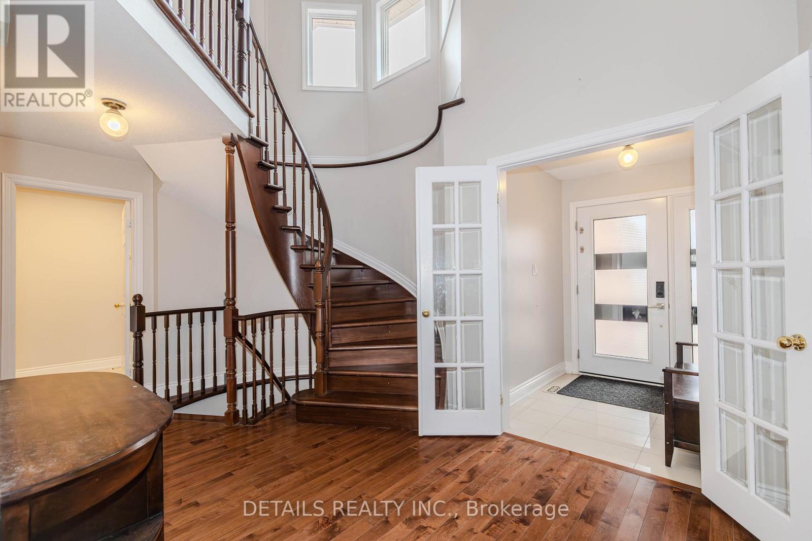 42 Rosenfeld Crescent, Ottawa, Ontario  K2K 2L2 - Photo 4 - X12991188