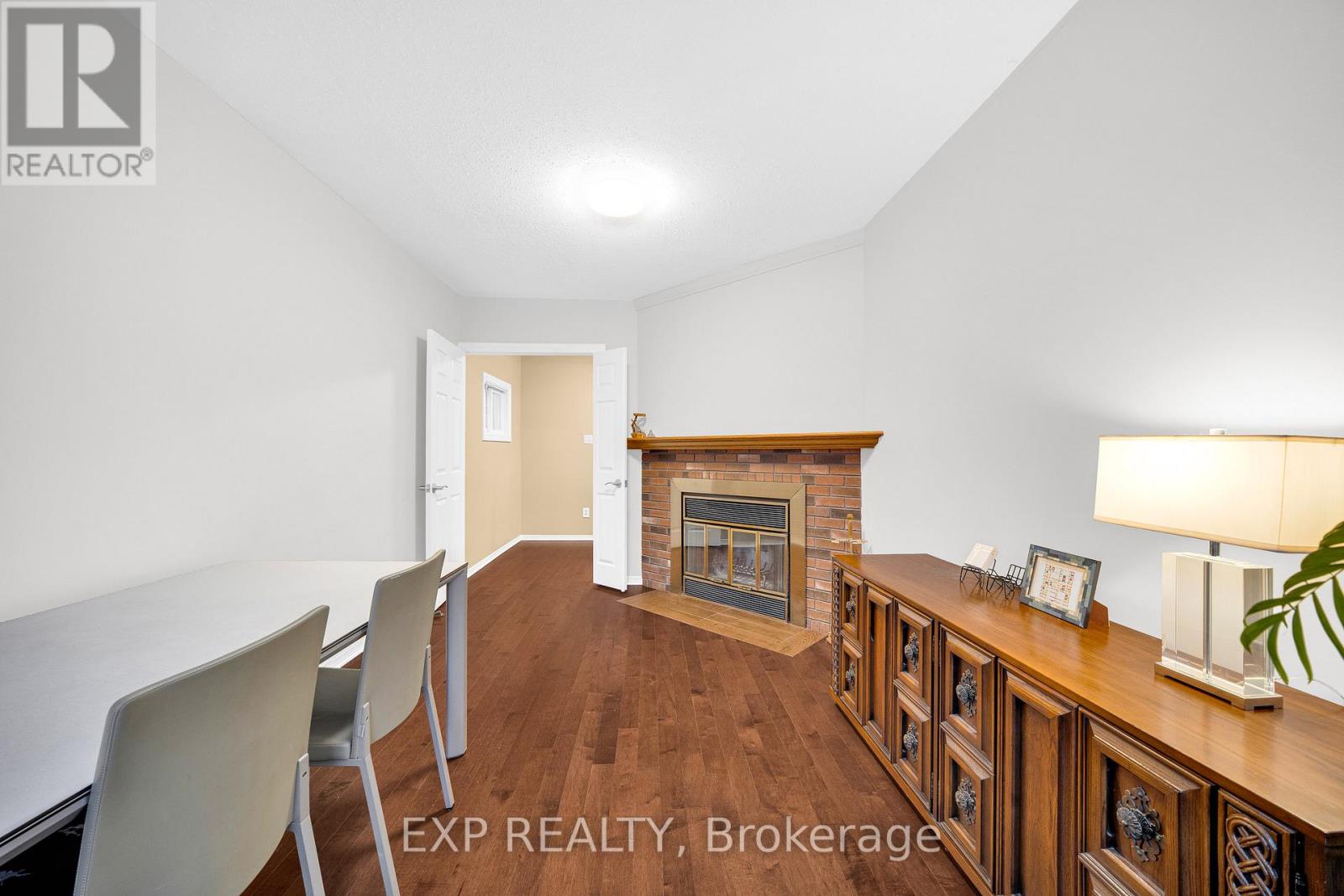 4 Huntersfield Drive, Ottawa, Ontario  K1T 3E4 - Photo 15 - X12991214