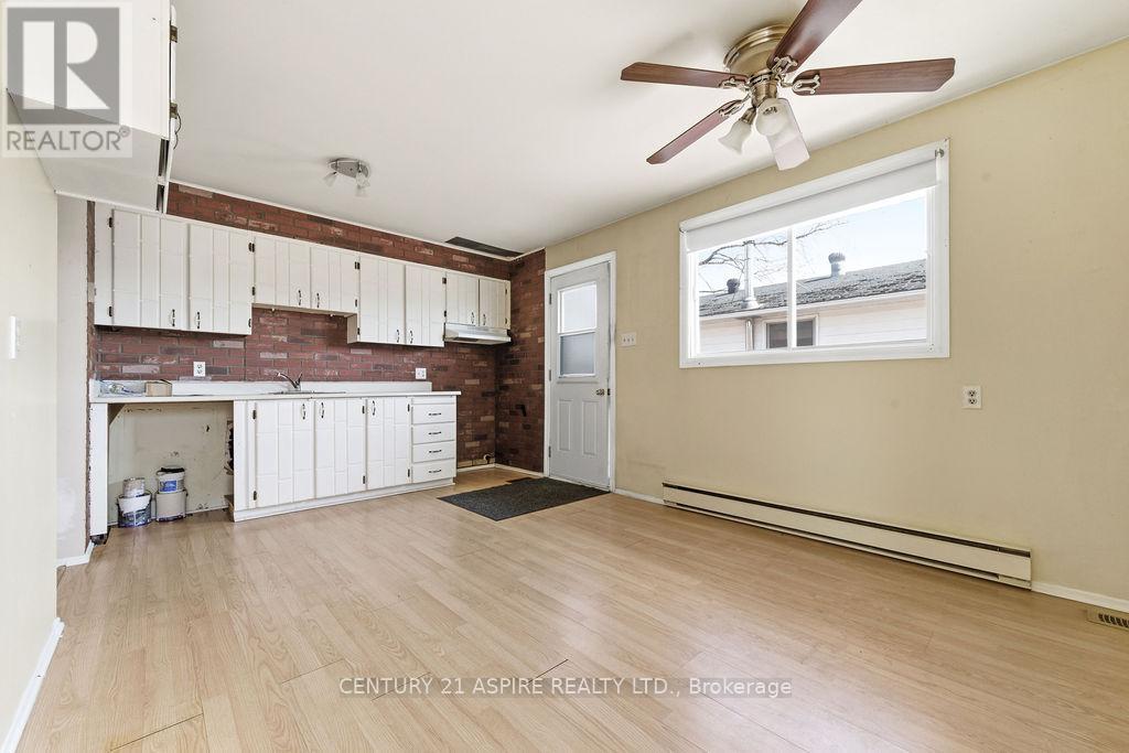 1147 Boundary Road W, Pembroke, Ontario  K8A 7T9 - Photo 16 - X12991098