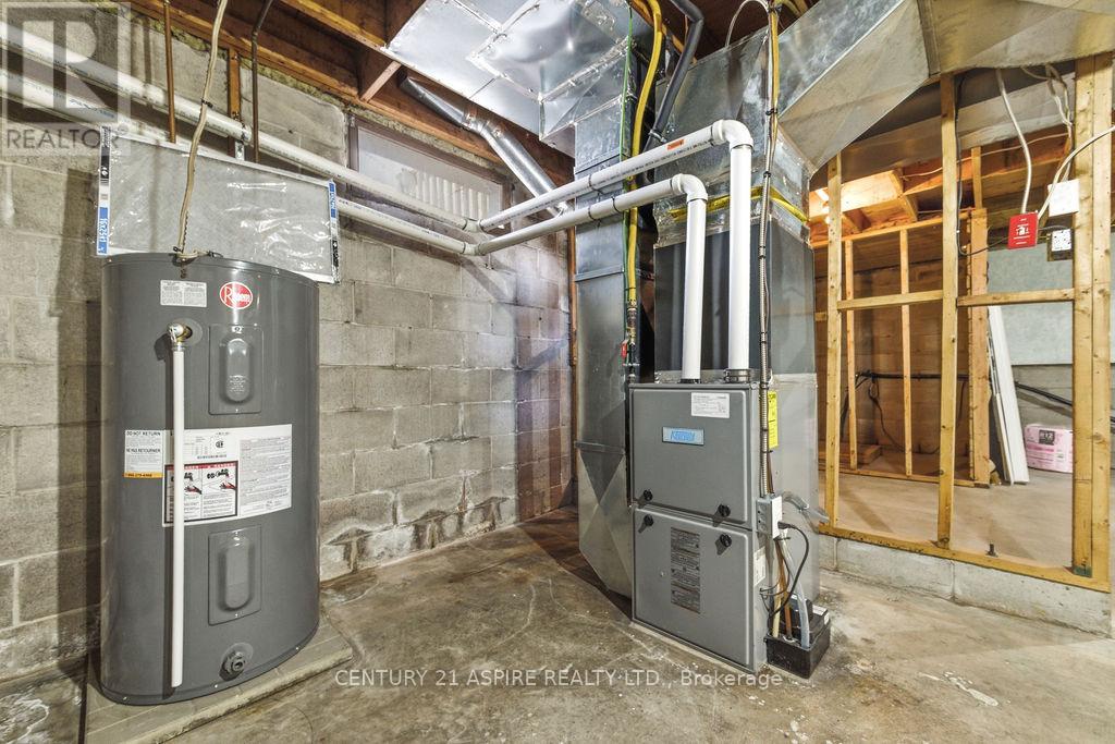 1147 Boundary Road W, Pembroke, Ontario  K8A 7T9 - Photo 32 - X12991098