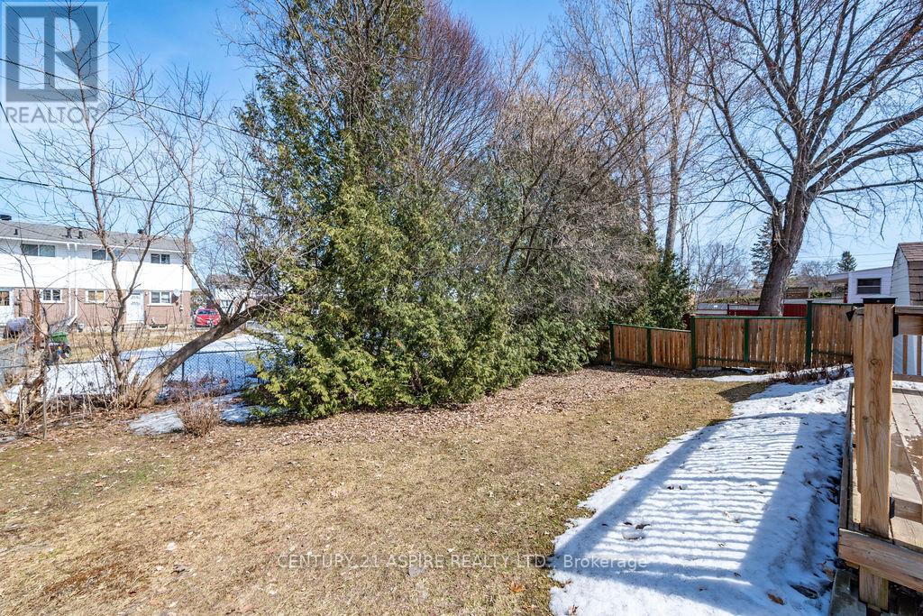 1147 Boundary Road W, Pembroke, Ontario  K8A 7T9 - Photo 9 - X12991098