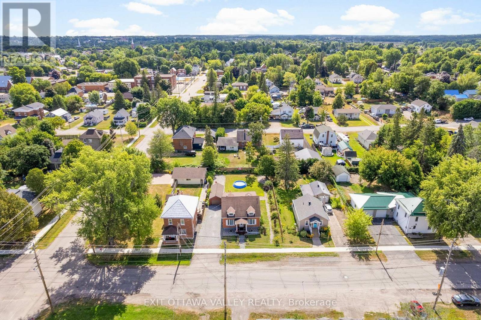 329 Third Avenue, Pembroke, Ontario  K8A 5G5 - Photo 1 - X12991120