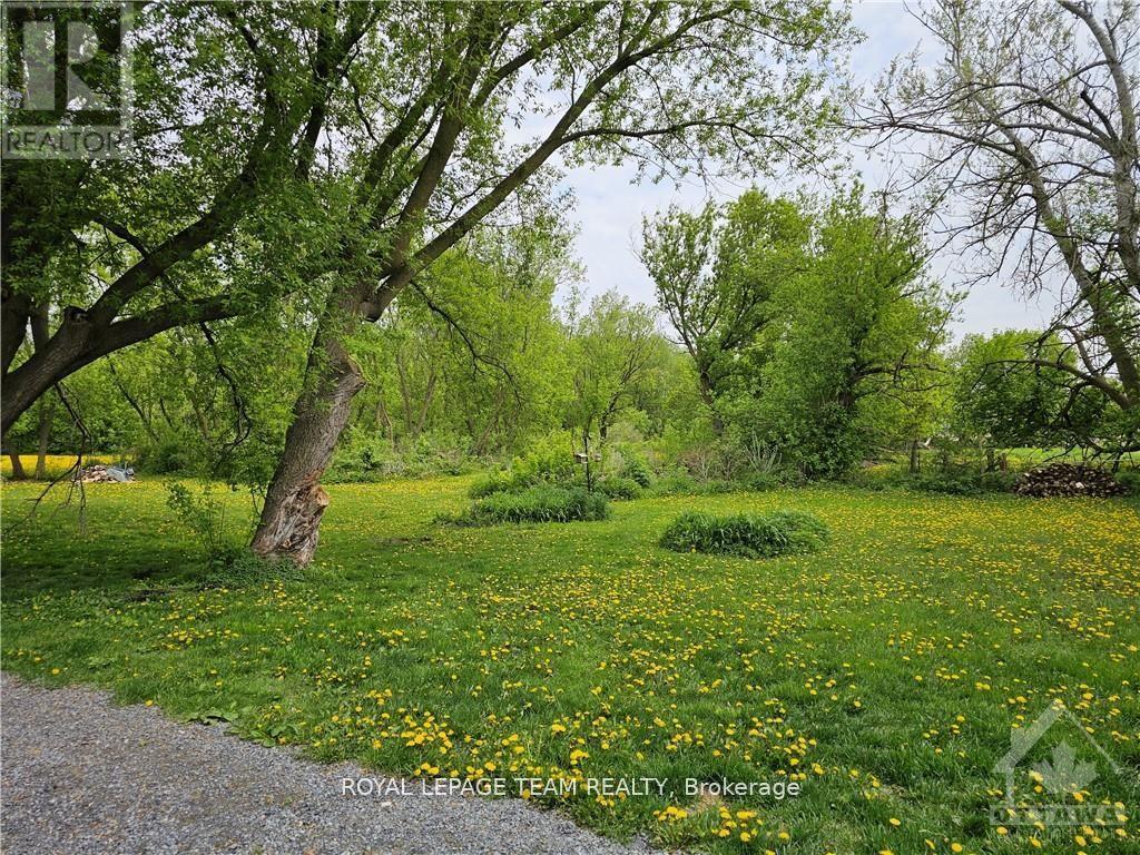 10296 Marionville Road, North Dundas, Ontario K4R 1E5 - Photo 34 - X12983772