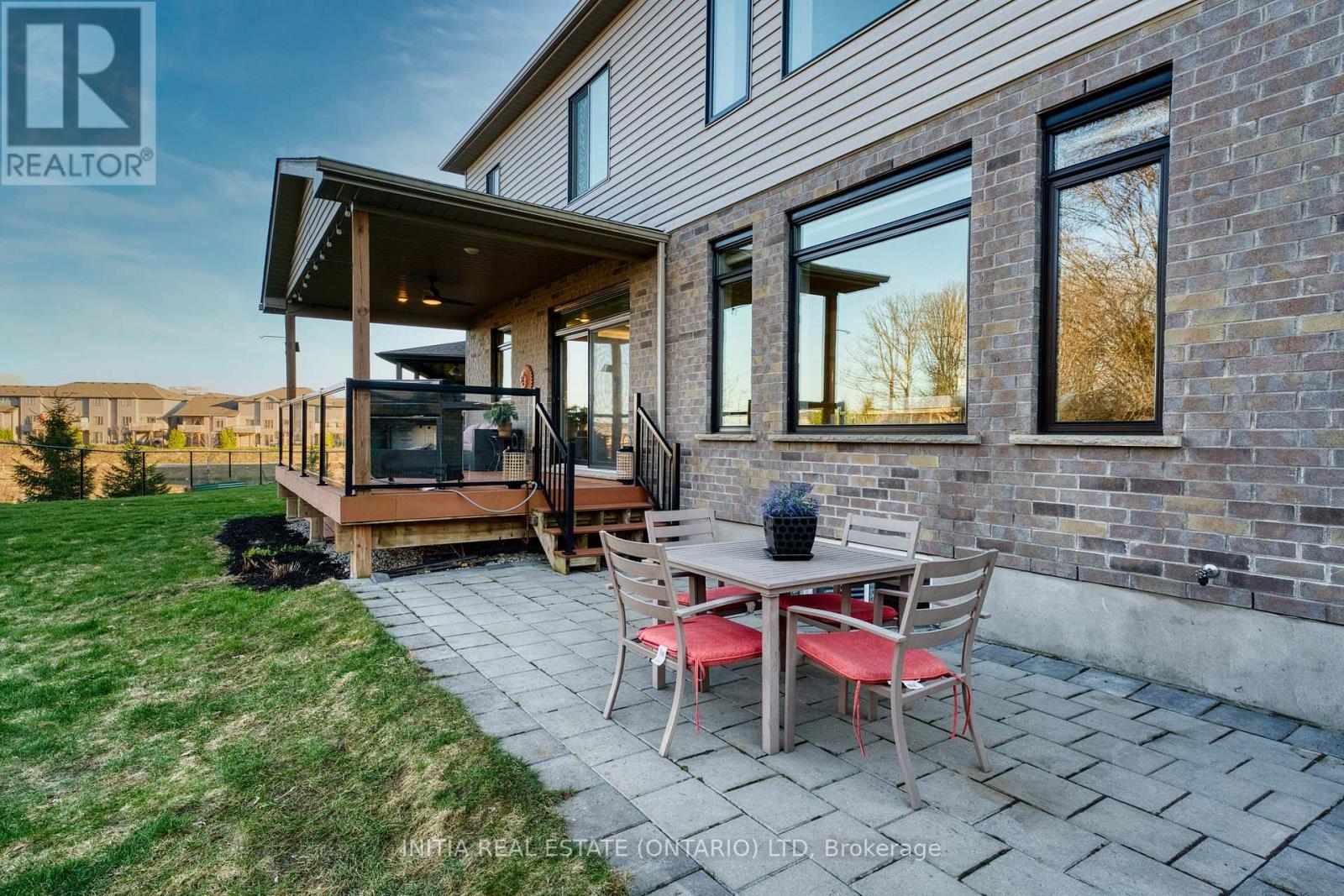 1375 Dyer Crescent, London North, Ontario N6G 0S6 - Photo 42 - X12991100