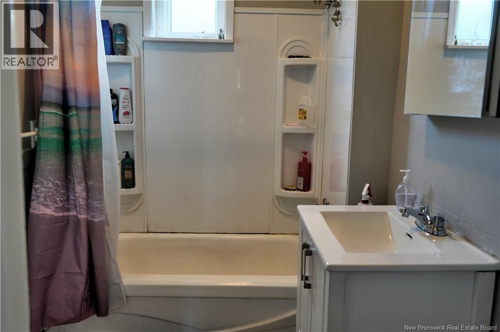 146 Wentworth Street, Saint John, New Brunswick  E2L 2S9 - Photo 27 - NB119955
