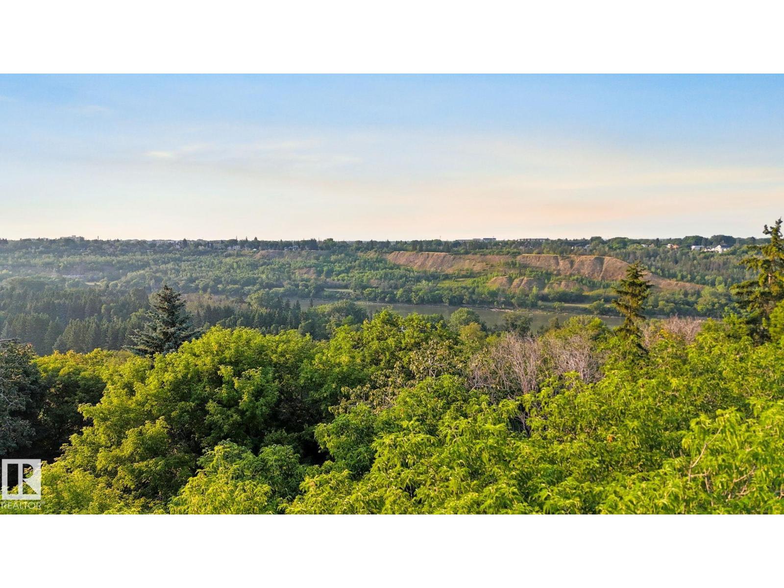 8028 Rowland Rd Nw, Edmonton, Alberta  T6A 3W7 - Photo 8 - E4482039