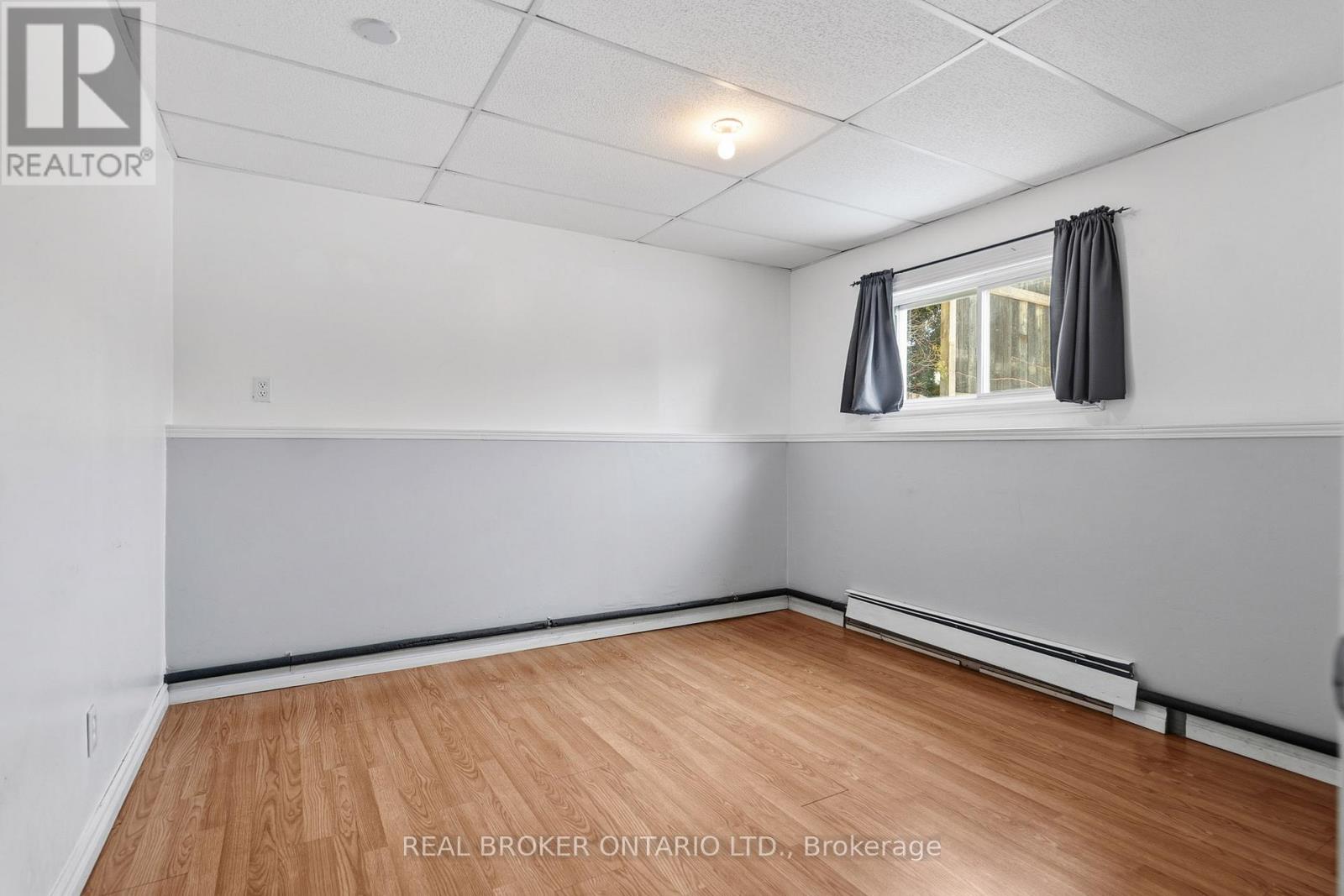 379 Southworth Street S, Welland, Ontario  L3B 2A1 - Photo 15 - X12798254